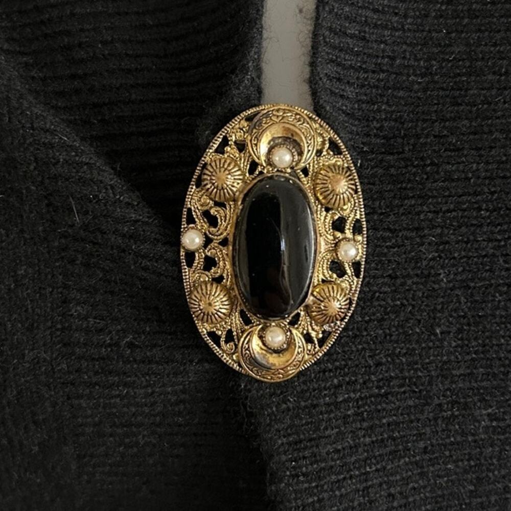 Vintage 50s Gold Filigree Scarf Clip Black Onyx Faux Pearl Crescent Moon